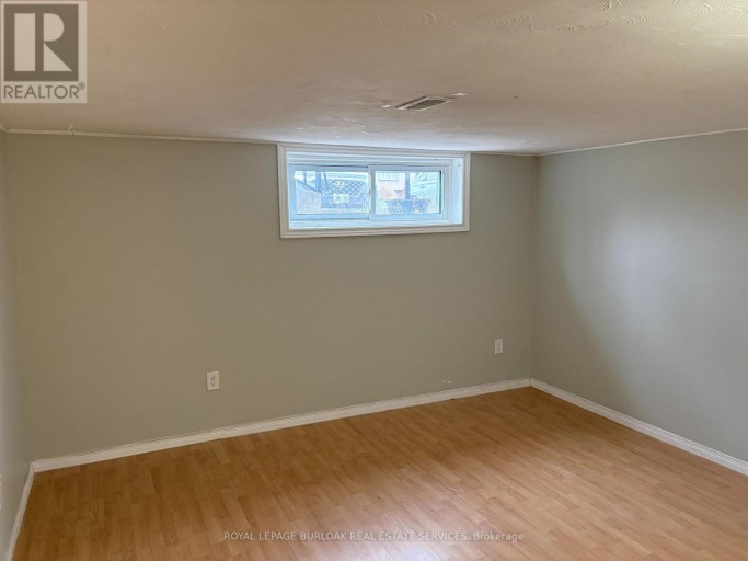 LOWER - 249 FEDERAL STREET, Hamilton (Stoney Creek), Ontario, L8E1P6