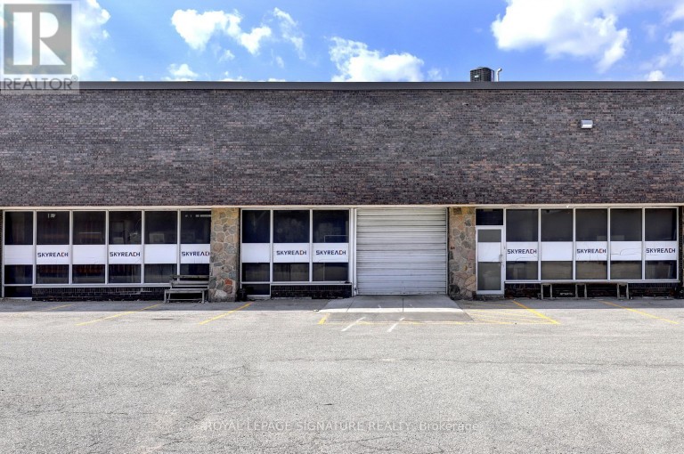 112A SNIDERCROFT ROAD, Vaughan (Concord), Ontario, L4K2K1