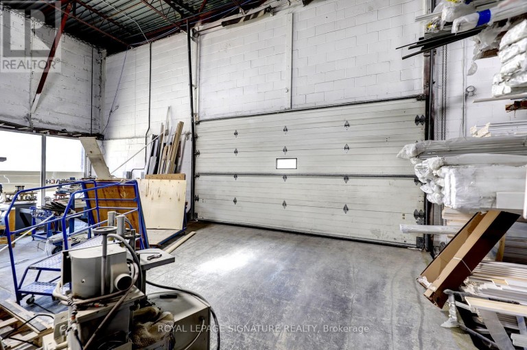 112A SNIDERCROFT ROAD, Vaughan (Concord), Ontario, L4K2K1