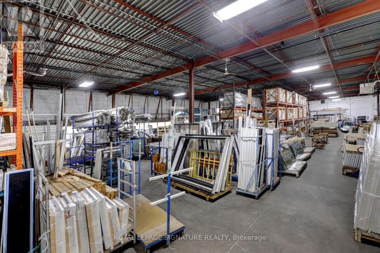 112A SNIDERCROFT ROAD, Vaughan (Concord), Ontario, L4K2K1