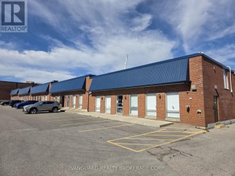 90-92 MARTIN ROSS AVENUE Toronto (York University Heights) Ontario photo 1