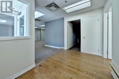 90-92 MARTIN ROSS AVENUE Toronto (York University Heights) Ontario photo 14