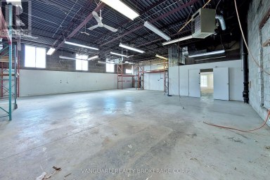 90-92 MARTIN ROSS AVENUE Toronto (York University Heights) Ontario photo 20