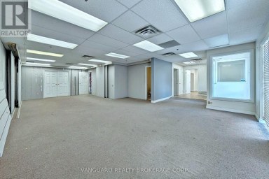 90-92 MARTIN ROSS AVENUE Toronto (York University Heights) Ontario photo 6