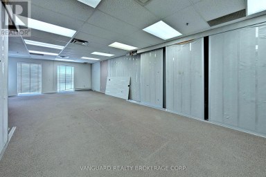 90-92 MARTIN ROSS AVENUE Toronto (York University Heights) Ontario photo 8