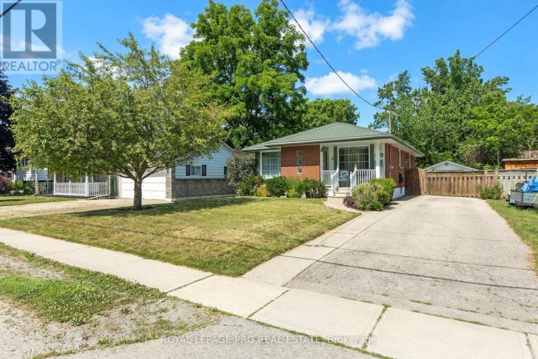 306 HELENA STREET, Haldimand (Dunnville), Ontario, N1A2S8