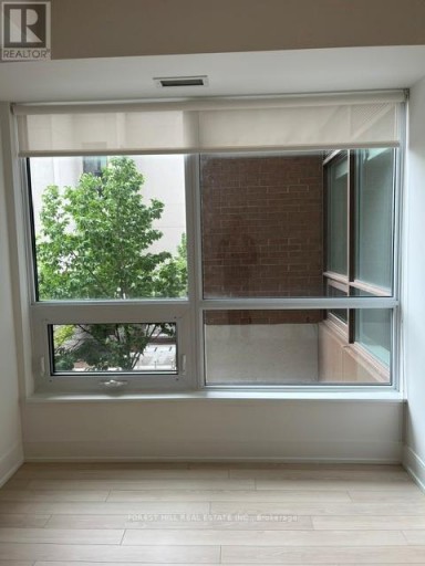 204 - 310 TWEEDSMUIR AVENUE, Toronto (Forest Hill South), Ontario, M5P2Y2