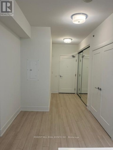 204 - 310 TWEEDSMUIR AVENUE, Toronto (Forest Hill South), Ontario, M5P2Y2