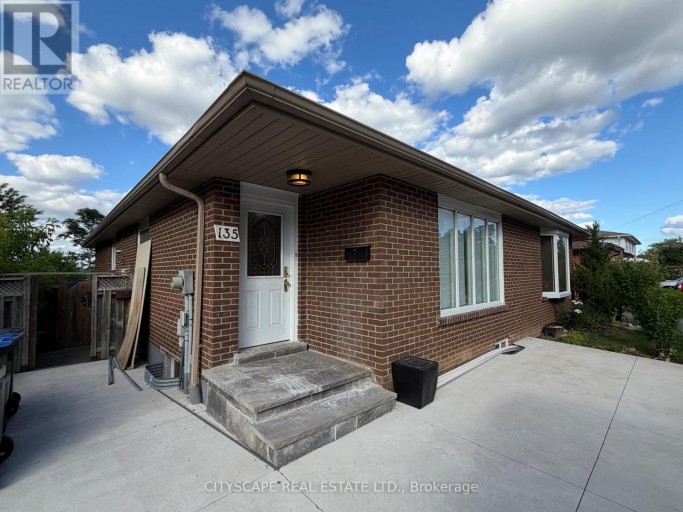 BSMT A - 135 BONHAM BSMT BOULEVARD, Mississauga (Streetsville), Ontario, L5M1C8