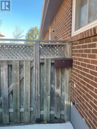 BSMT A - 135 BONHAM BSMT BOULEVARD, Mississauga (Streetsville), Ontario, L5M1C8
