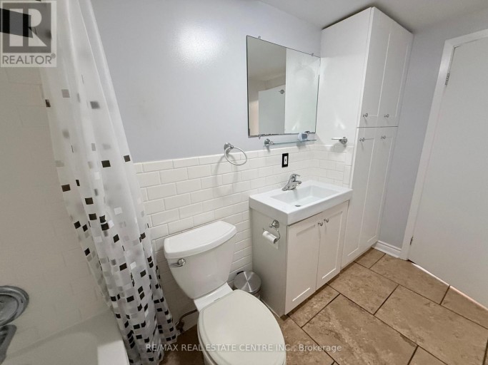 BASEMENT - 18 MACKENZIE DRIVE, Halton Hills (Georgetown), Ontario, L7G4B9