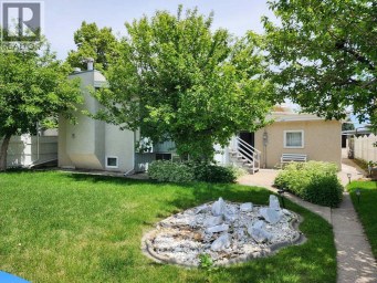 1818 Lakeside Road S Lethbridge Alberta photo 27