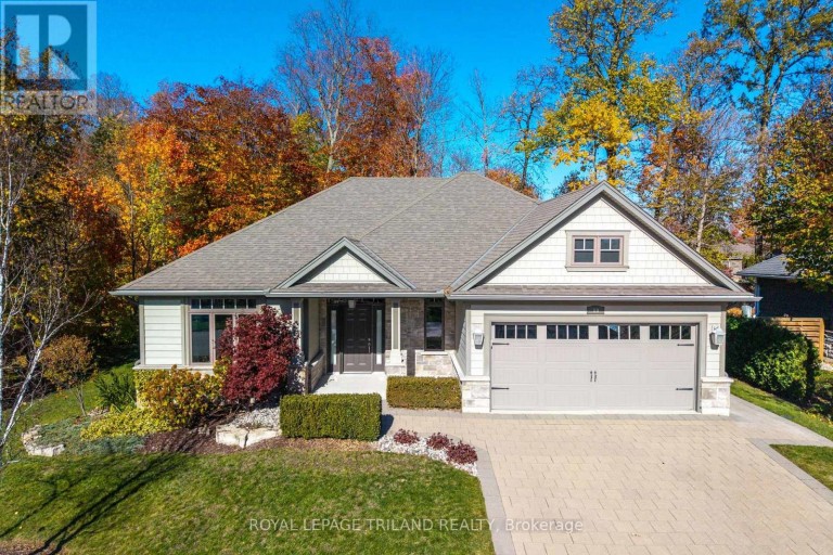 19 ERIN PLACE, Lambton Shores (Grand Bend), Ontario, N0M1T0
