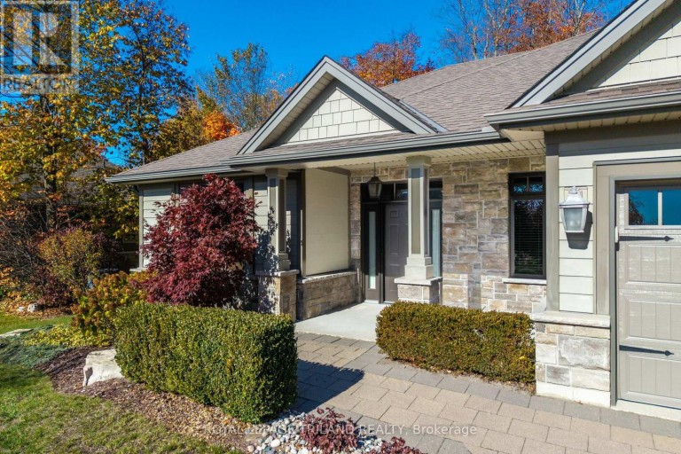 19 ERIN PLACE, Lambton Shores (Grand Bend), Ontario, N0M1T0