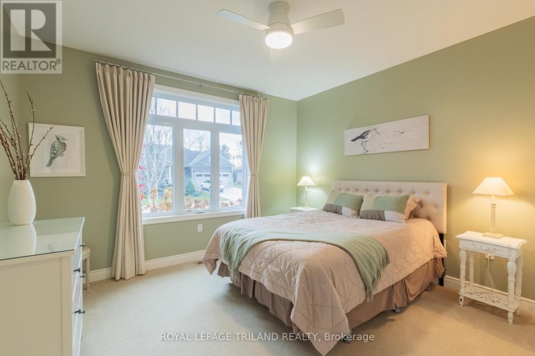 19 ERIN PLACE, Lambton Shores (Grand Bend), Ontario, N0M1T0