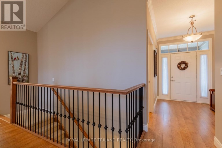 19 ERIN PLACE, Lambton Shores (Grand Bend), Ontario, N0M1T0