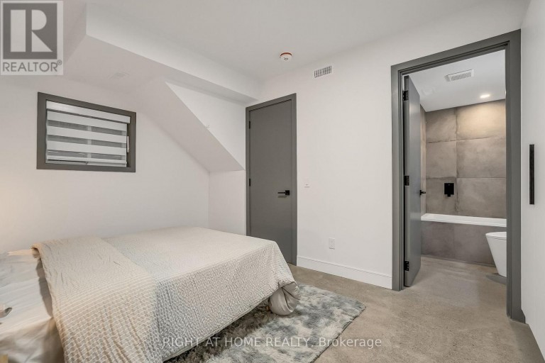 UNIT 2 - 1169 DAVENPORT ROAD, Toronto (Wychwood), Ontario, M6H2G6