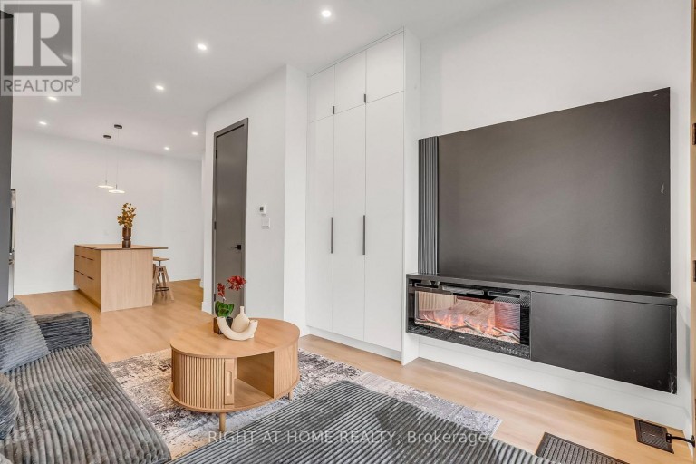 UNIT 2 - 1169 DAVENPORT ROAD, Toronto (Wychwood), Ontario, M6H2G6