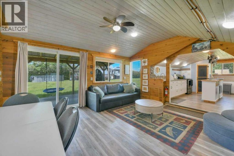 173, 43336 Range Road 215, Rural Camrose County, Alberta, T0B1M0