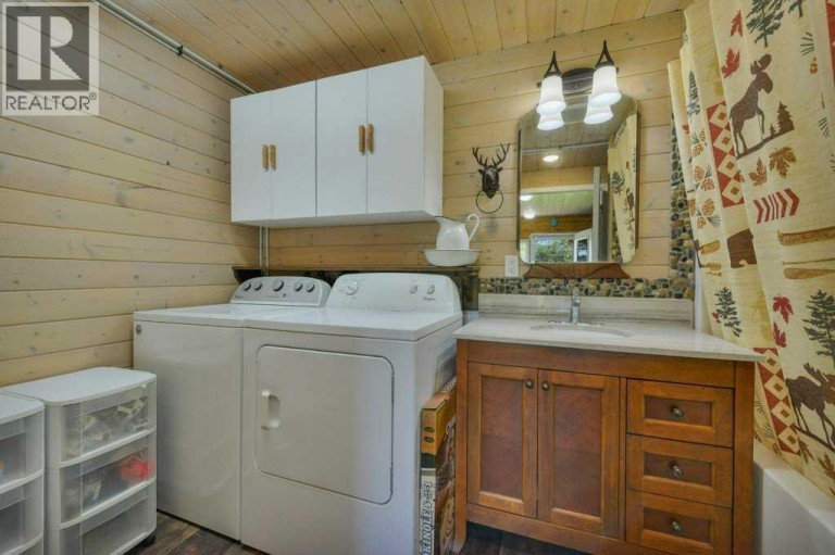 173, 43336 Range Road 215, Rural Camrose County, Alberta, T0B1M0