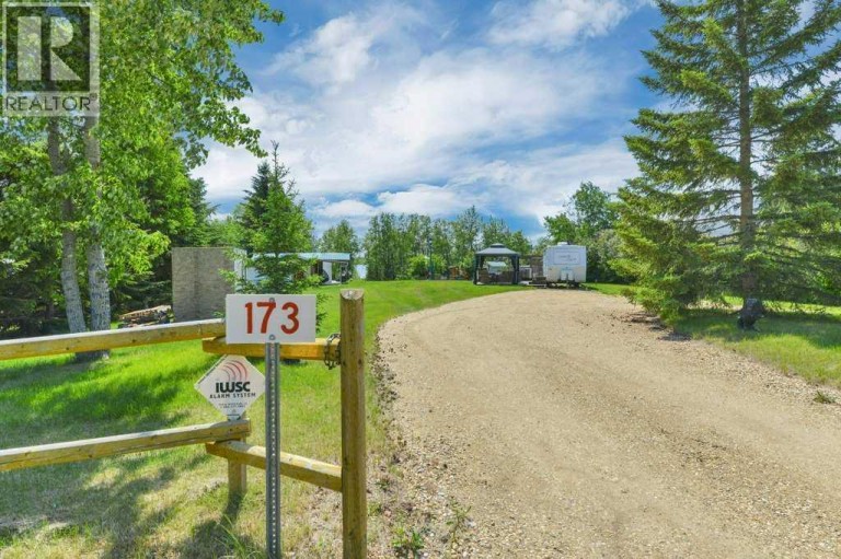 173, 43336 Range Road 215, Rural Camrose County, Alberta, T0B1M0