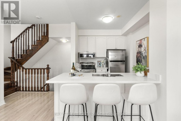 2564 GRAND OAK TRAIL, Oakville (WM Westmount), Ontario, L6M0S4