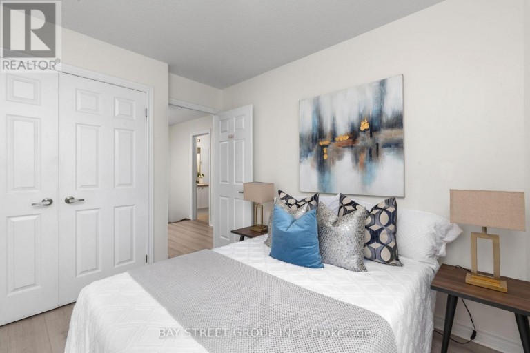 2564 GRAND OAK TRAIL, Oakville (WM Westmount), Ontario, L6M0S4
