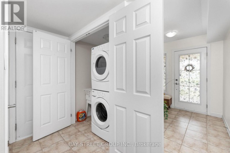 2564 GRAND OAK TRAIL, Oakville (WM Westmount), Ontario, L6M0S4