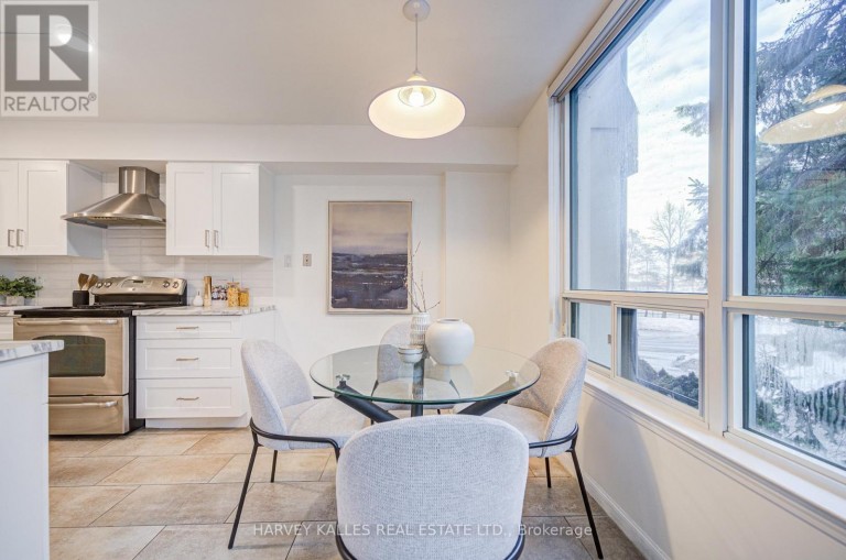 212 - 120 PROMENADE CIRCLE, Vaughan (Brownridge), Ontario, L4J7W9