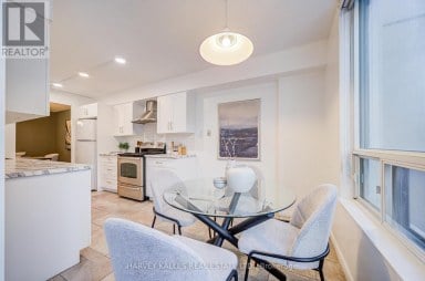 212 - 120 PROMENADE CIRCLE Vaughan (Brownridge) Ontario photo 18