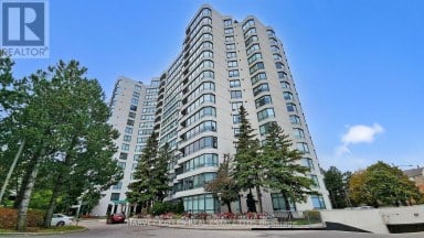 212 - 120 PROMENADE CIRCLE Vaughan (Brownridge) Ontario photo 2