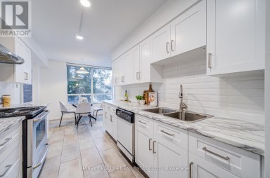 212 - 120 PROMENADE CIRCLE Vaughan (Brownridge) Ontario photo 23