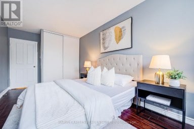 212 - 120 PROMENADE CIRCLE Vaughan (Brownridge) Ontario photo 33
