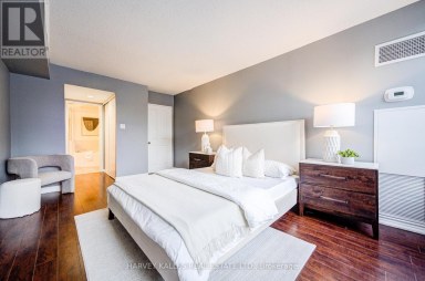 212 - 120 PROMENADE CIRCLE Vaughan (Brownridge) Ontario photo 35