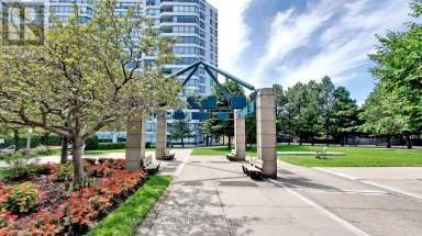 212 - 120 PROMENADE CIRCLE Vaughan (Brownridge) Ontario photo 42