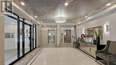 212 - 120 PROMENADE CIRCLE Vaughan (Brownridge) Ontario photo 5