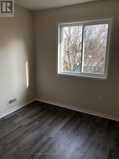2 - 27 NASSAU STREET, Oshawa (Vanier), Ontario, L1J4A3