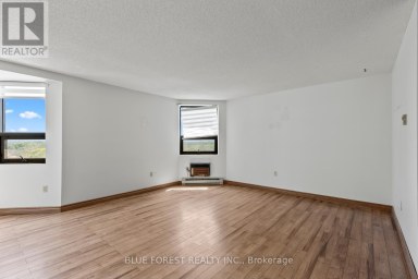 702 - 549 RIDOUT STREET N London East (East F) Ontario photo 9