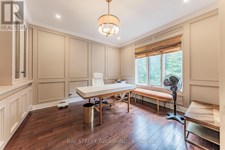 103 NORTHDALE ROAD, Toronto (St. Andrew-Windfields), Ontario, M2L2L9