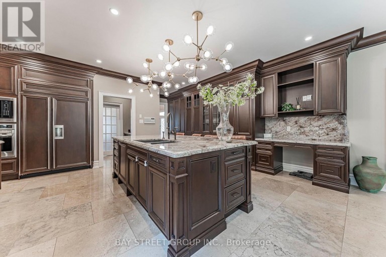 103 NORTHDALE ROAD, Toronto (St. Andrew-Windfields), Ontario, M2L2L9