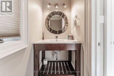 103 NORTHDALE ROAD Toronto (St. Andrew-Windfields) Ontario photo 19