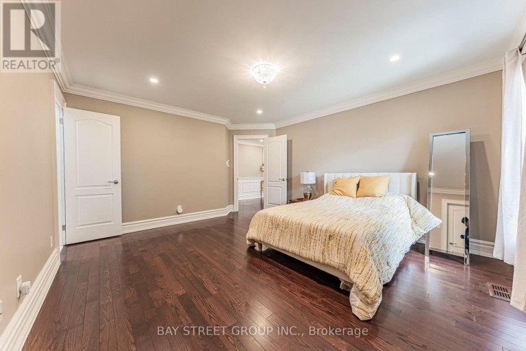 103 NORTHDALE ROAD, Toronto (St. Andrew-Windfields), Ontario, M2L2L9