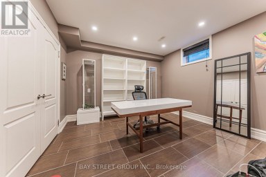 103 NORTHDALE ROAD Toronto (St. Andrew-Windfields) Ontario photo 42
