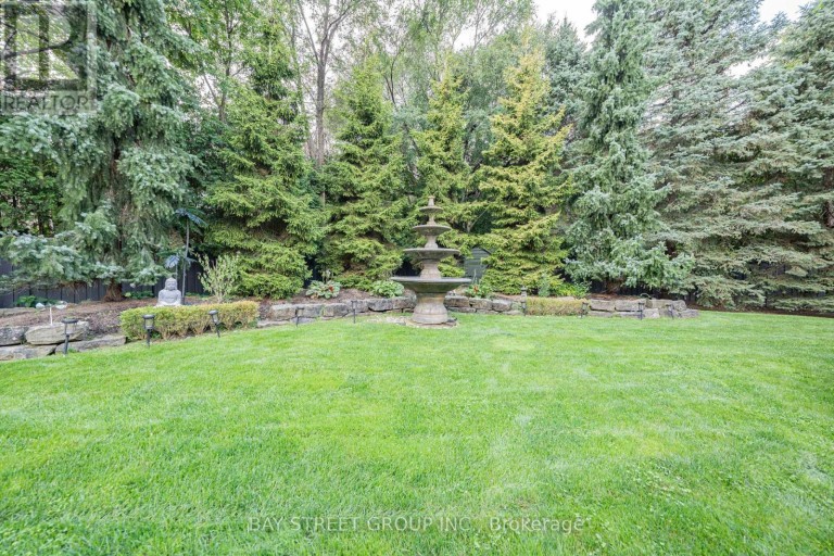 103 NORTHDALE ROAD, Toronto (St. Andrew-Windfields), Ontario, M2L2L9