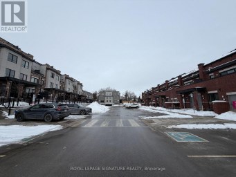 6 - 200 DISSETTE STREET Bradford West Gwillimbury (Bradford) Ontario photo 13