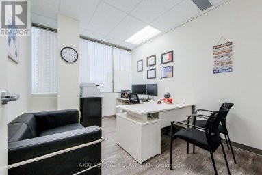 400 - 30 EGLINTON AVENUE W Mississauga (Hurontario) Ontario photo 12