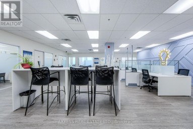 400 - 30 EGLINTON AVENUE W Mississauga (Hurontario) Ontario photo 18