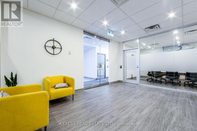 400 - 30 EGLINTON AVENUE W Mississauga (Hurontario) Ontario photo 3
