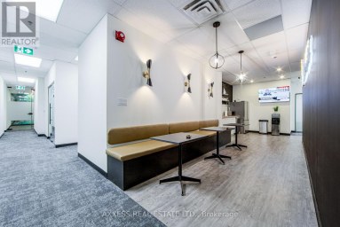 400 - 30 EGLINTON AVENUE W Mississauga (Hurontario) Ontario photo 31