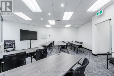 400 - 30 EGLINTON AVENUE W Mississauga (Hurontario) Ontario photo 36